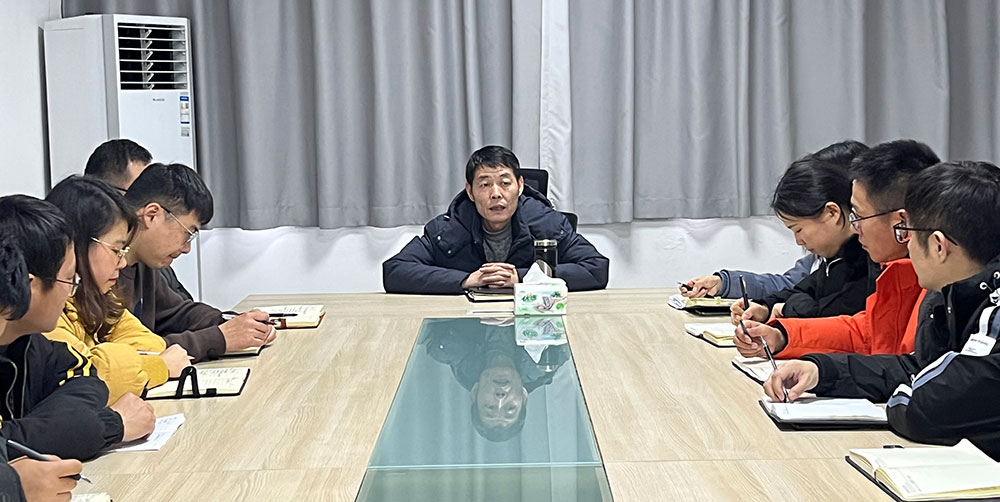聚焦公司發(fā)展，共謀提升路徑 屯溪城建投公司召開2022年度全體員工大會