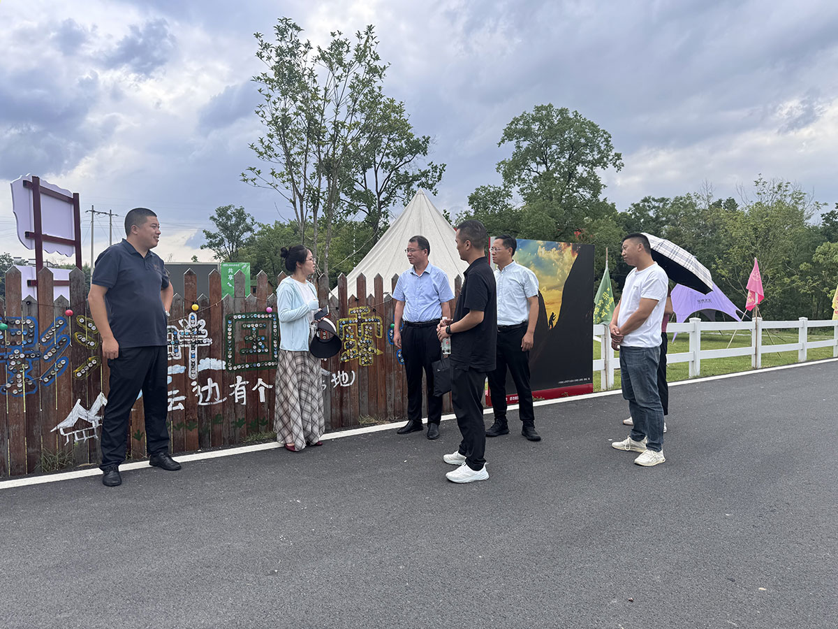 文化為魂，生態(tài)為基——傍霞村鄉(xiāng)村振興特色模式探討